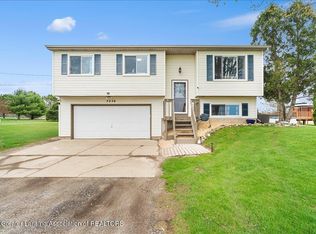 7250 Oneida Rd, Charlotte, MI 48813