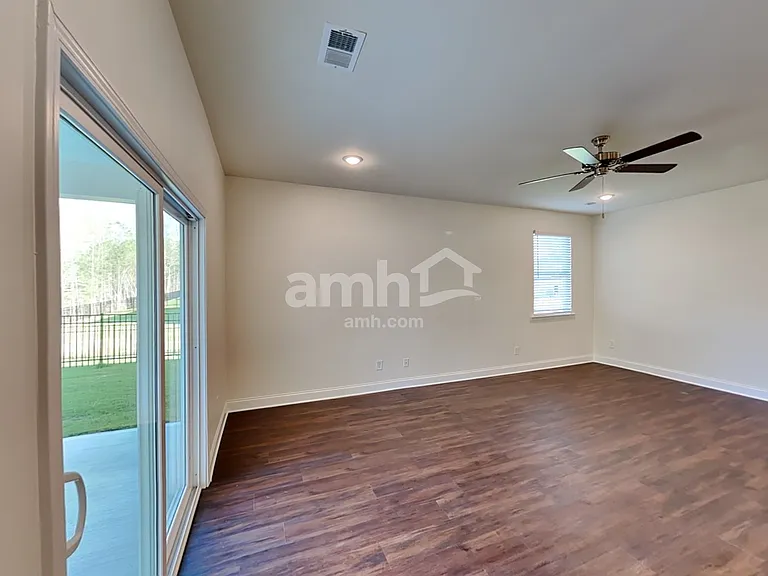 248 Willow Ln — Photo 12