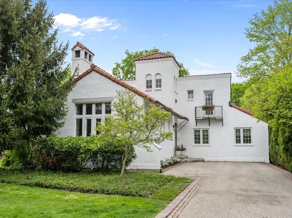 1208 Oak St, Winnetka, IL 60093