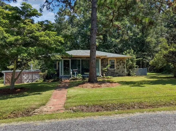 336 12th Ave N, Alexander City, AL 35010