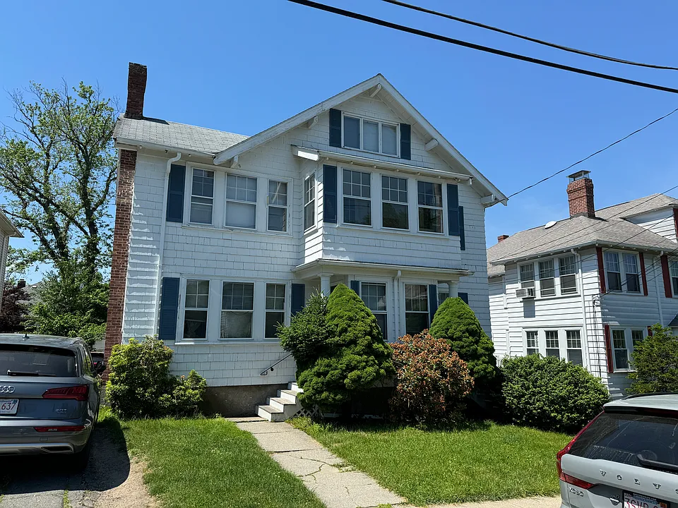 24 Holden Rd #24