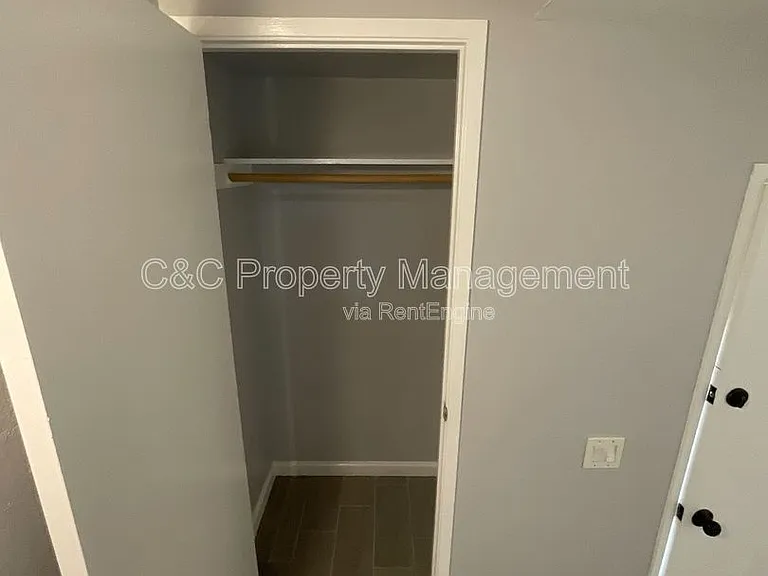292 Grecia Ct — Photo 3