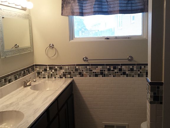 4th image of 1561 Grandview Dr