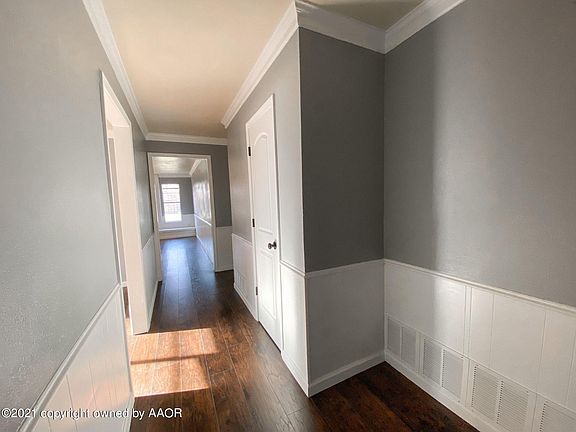 2nd image of 1010 Melody Ln