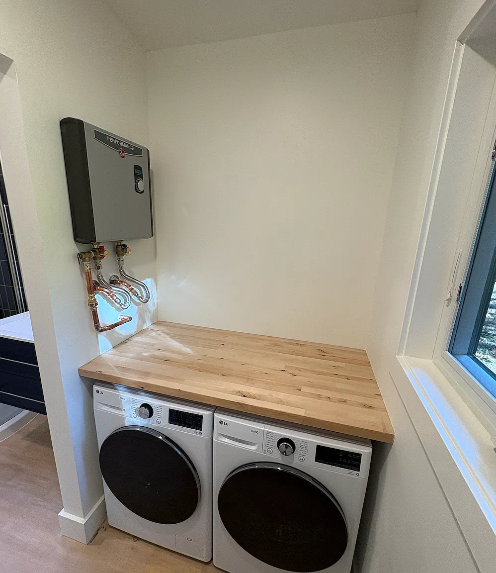 Studio, 525 sqft, $2,000 — Photo 2
