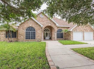 608 E 29th St, Mission, TX 78574