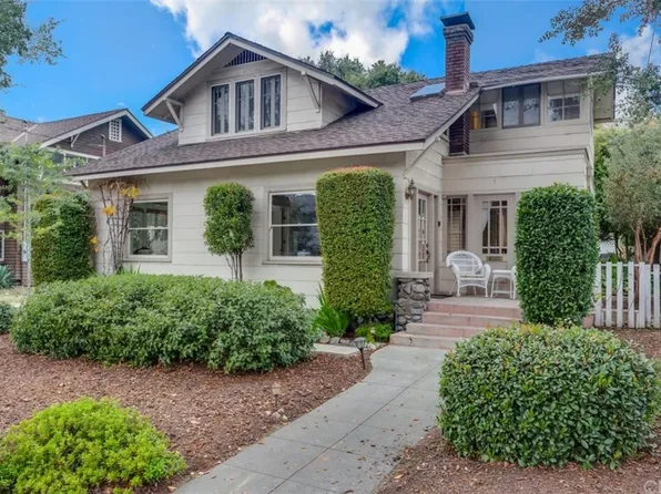 145 W 7th St, Claremont, CA 91711