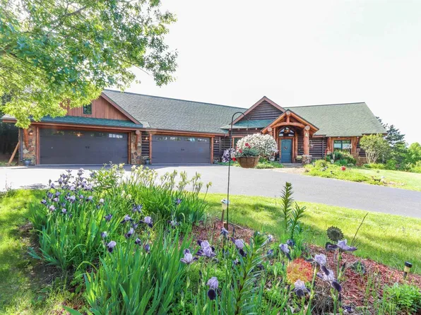 469 County Road I, Oxford, WI 53952