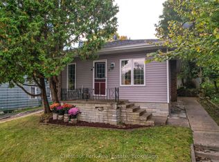 3 Cora St E, Huntsville, ON P1H 1T5