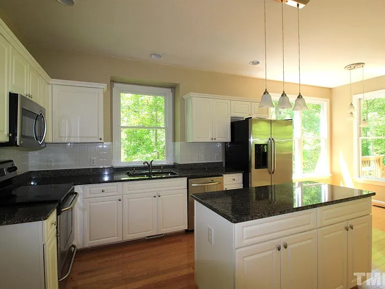 106 Bowers Ln — Photo 6