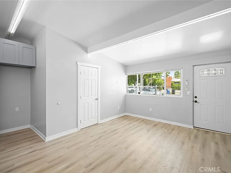 13840 Community St — Photo 7