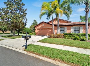 195 Shell Falls Dr, Apollo Beach, FL 33572