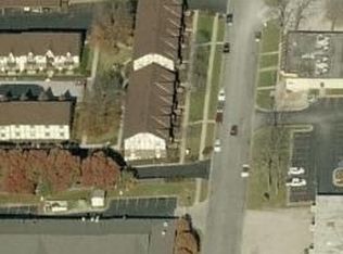 6200 Robinson St APT 1, Mission, KS 66202