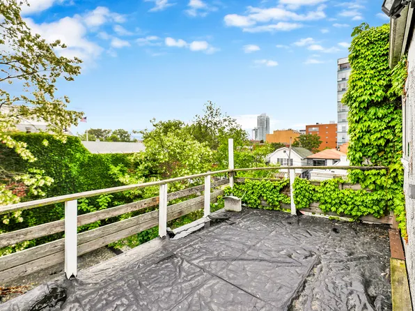 1011 Banner Avenue image 23 of 23