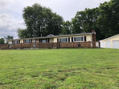1452 N Carlyle Rd, Vandalia, IL, 62471