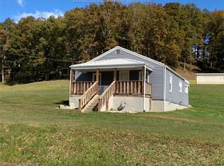 2797 Greenview Rd, South Charleston, WV 25309