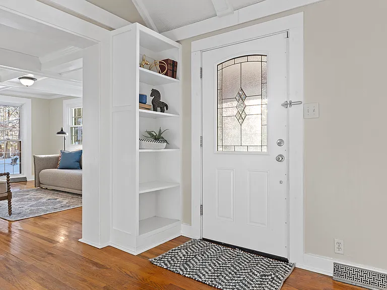 Front entryway