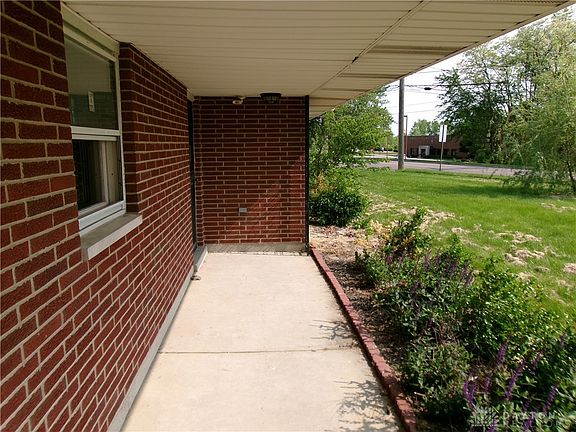 2nd image of 761 N Westedge Dr