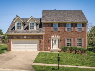 9705 Long Rifle Ln, Louisville, KY 40291