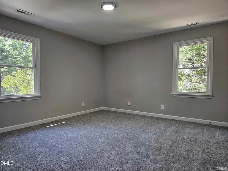 5906 Applewood Ln — Photo 7