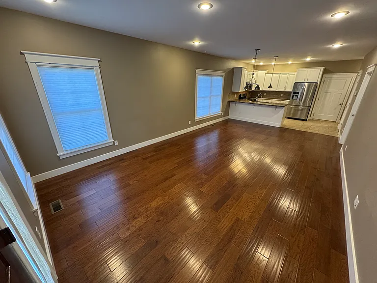 37 E Blackford Ave — Photo 23