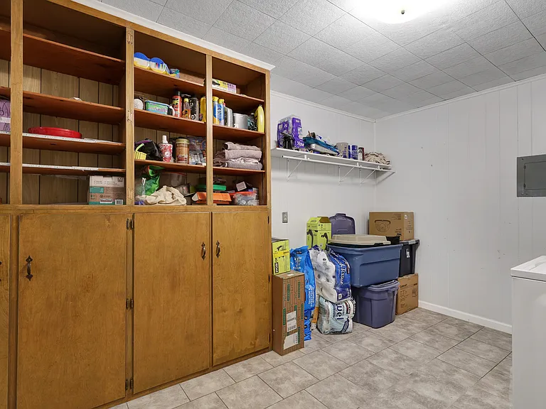 35 Storeywood Dr — Photo 24