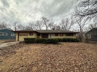 7410 E 110th St, Kansas City, MO 64134