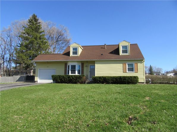 212 Vollmer Pkwy