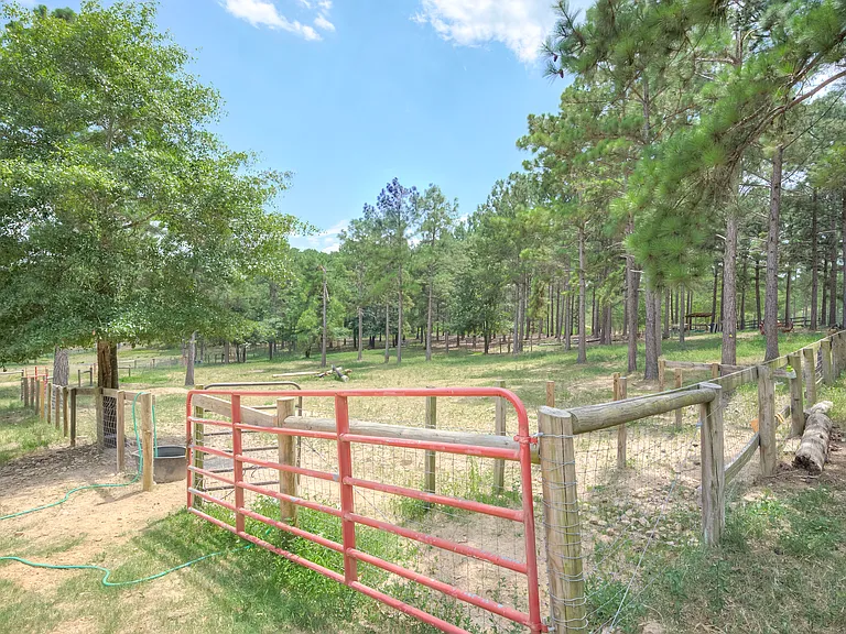 5329 Linder McCurdy Rd — Photo 27