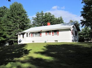 282 Algonquin Dr, Wells, NY 12190