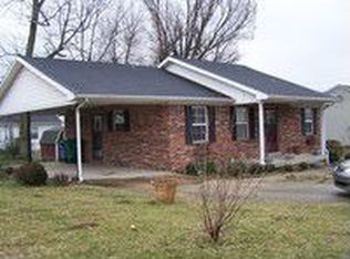 472 S 3rd St, Danville, KY 40422