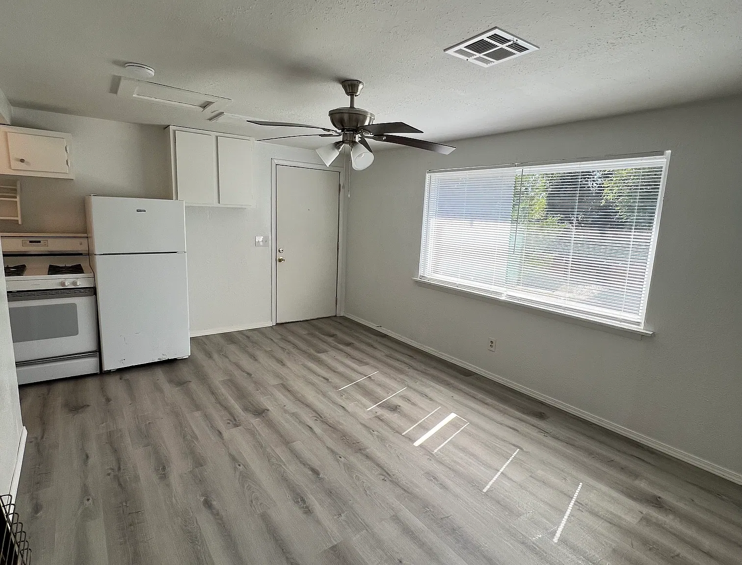 1 bed, 600 sqft, $850 — Photo 1