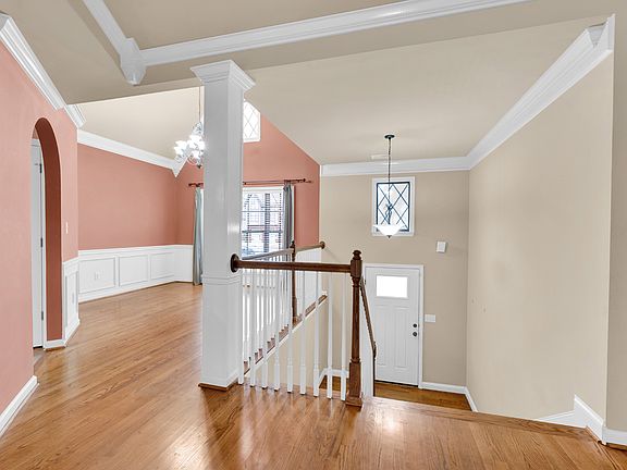 4th image of 206 Eagle Cove Ln