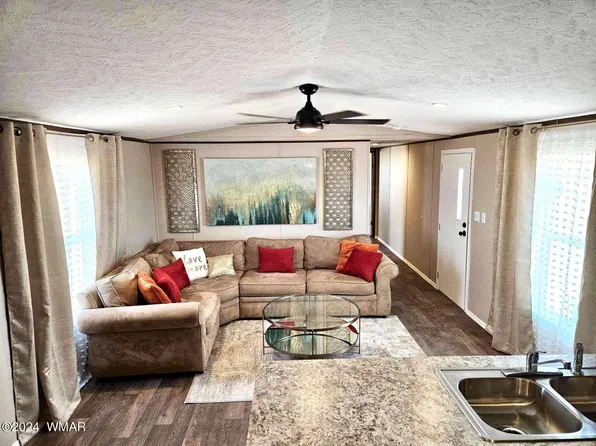 9736 E Concho Hwy, Snowflake, AZ 85937