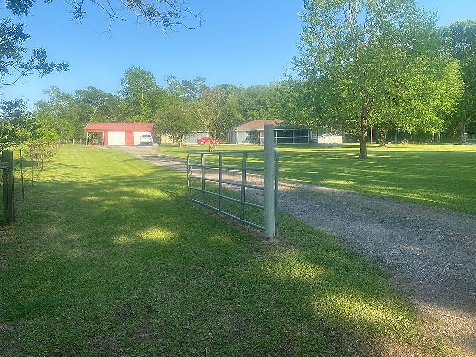 1st image of 2415 County Road 3011