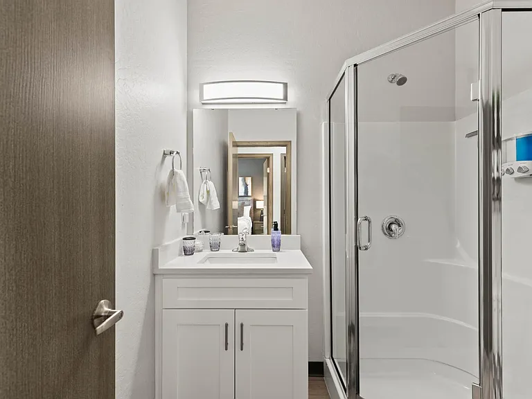 1911 W Boone Ave #1 — Photo 7