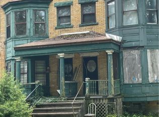 10910 Hathaway Ave, Cleveland, OH