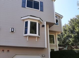 1001 Old Bridge Ln UNIT 1001, Bellingham, MA 02019