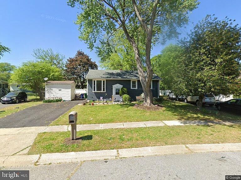 1st image of 219 Samuel Paynter Dr