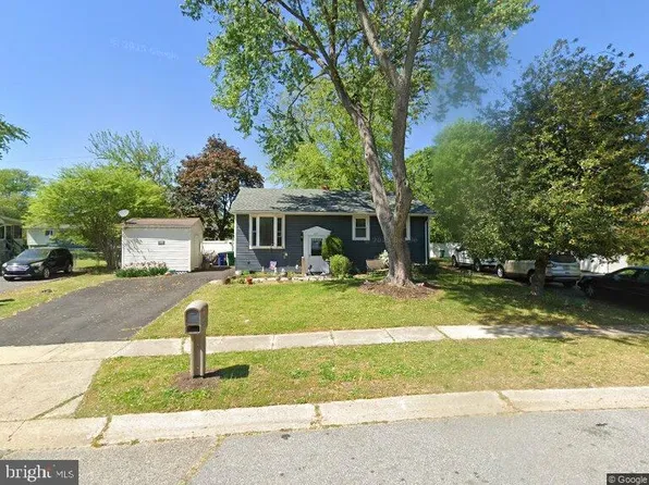 219 Samuel Paynter Dr, Dover, DE 19904