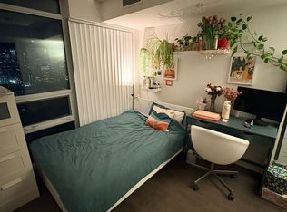 36 Lisgar St #2218E, Toronto, ON M6J 0C7