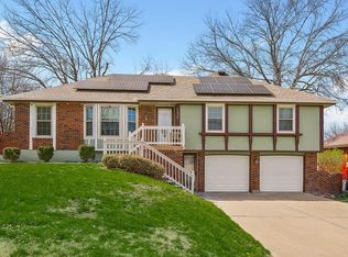 7824 Westridge Rd, Raytown, MO 64138