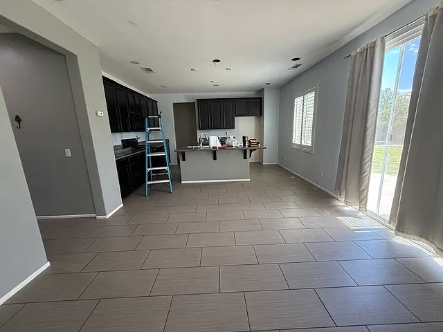 15645 Calabria Ct — Photo 34