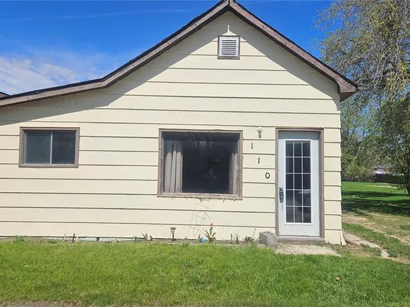 110 4th STREET S, Wakaw, SK S0K 4P0