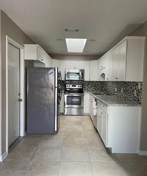 3005 Pickford Pl — Photo 2