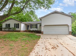 5604 Groomsbridge Ct, Raleigh, NC 27612