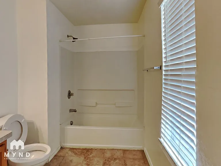 4523 Rothberger Way — Photo 11