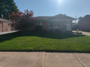 558 Van Sull St, Westland, MI 48185
