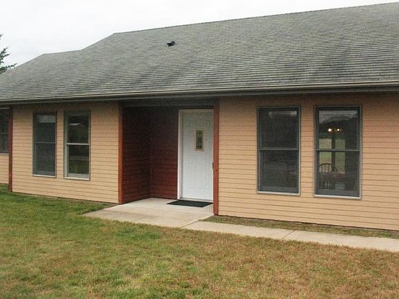 3 bedrooms on main level