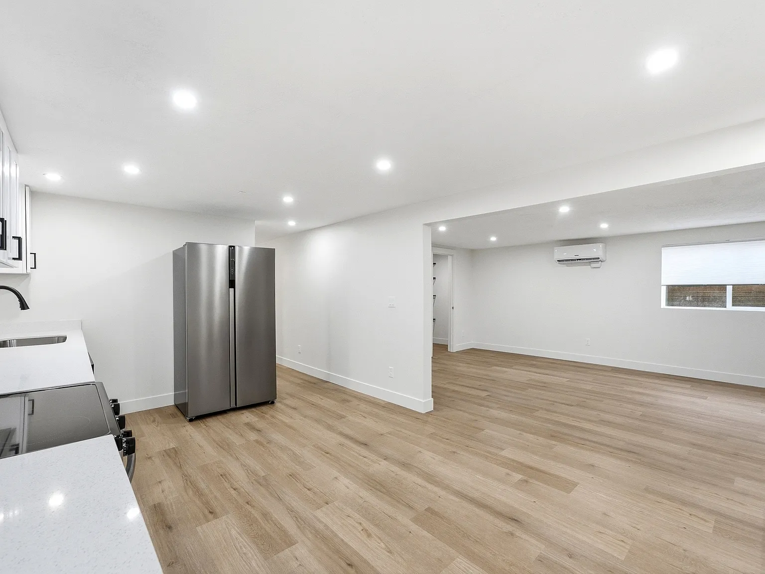 2 bed, 1200 sqft, $1,800 — Photo 3